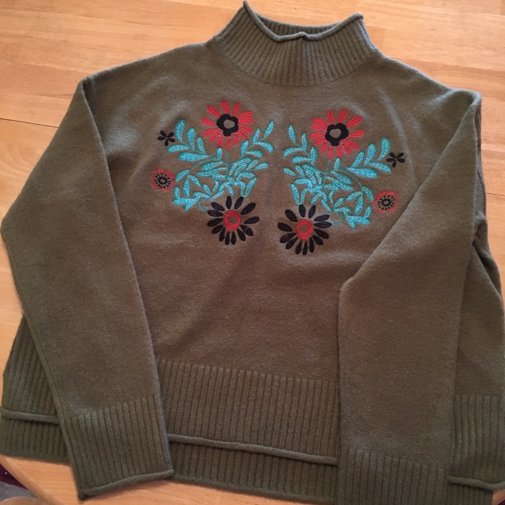 Roolee green sweater